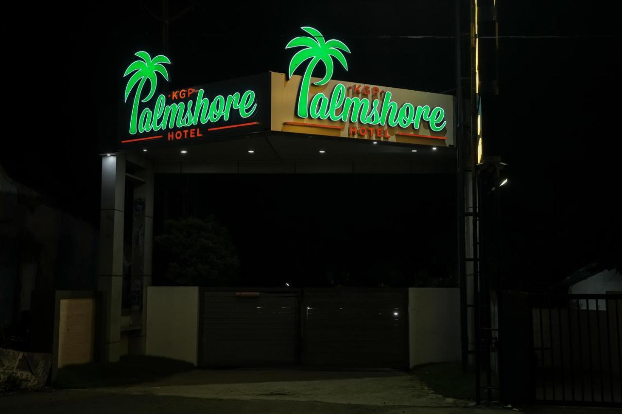 Hotel Palm Shore Палаккад Экстерьер фото